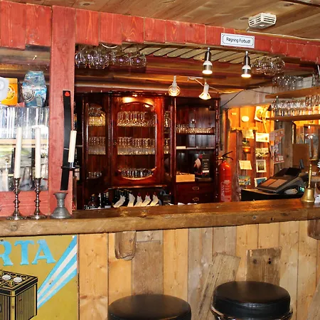 Gjestgiverier Holmvik Brygge Nyksund