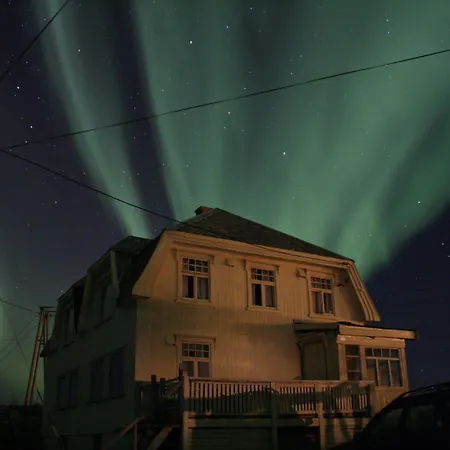 Holmvik Brygge Gjestgiverier 3*