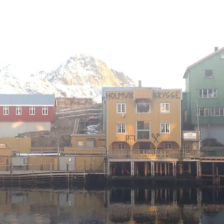 Holmvik Brygge Gjestgiverier 3*