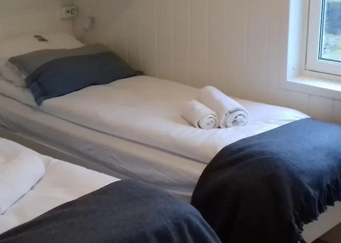 בית הארחה Holmvik Brygge 3*