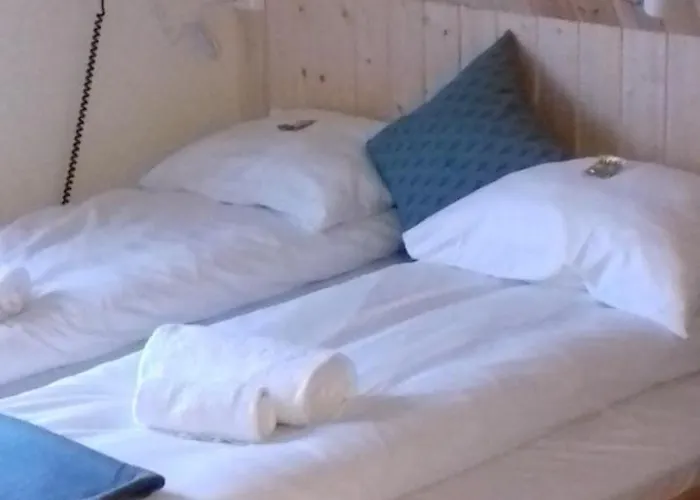 Holmvik Brygge בית הארחה Nyksund