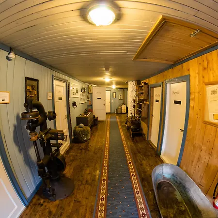 霍尔维克布里格尼桑旅馆 Nyksund